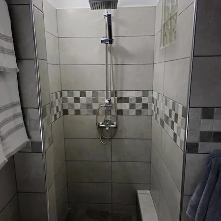 Dimitra's House Glossa