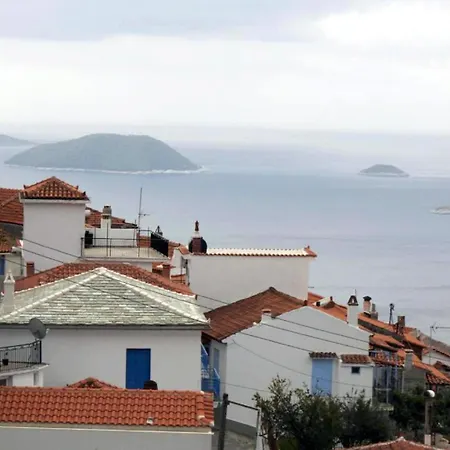 Holiday home Dimitra's House Glossa