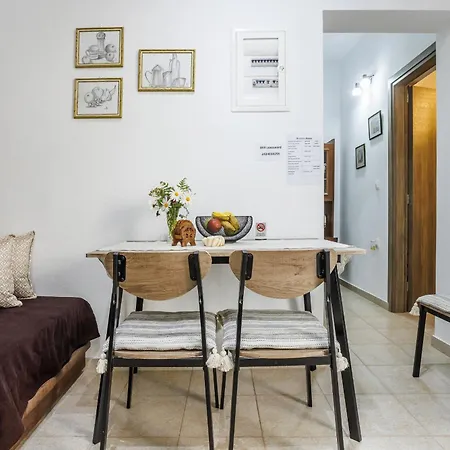 Dimitra's House * 글로사